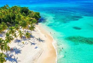 Von Punta Cana: Samaná Cayo Levantado und Wasserfall + Walbeobachtung — Guided tour and outdoor activity