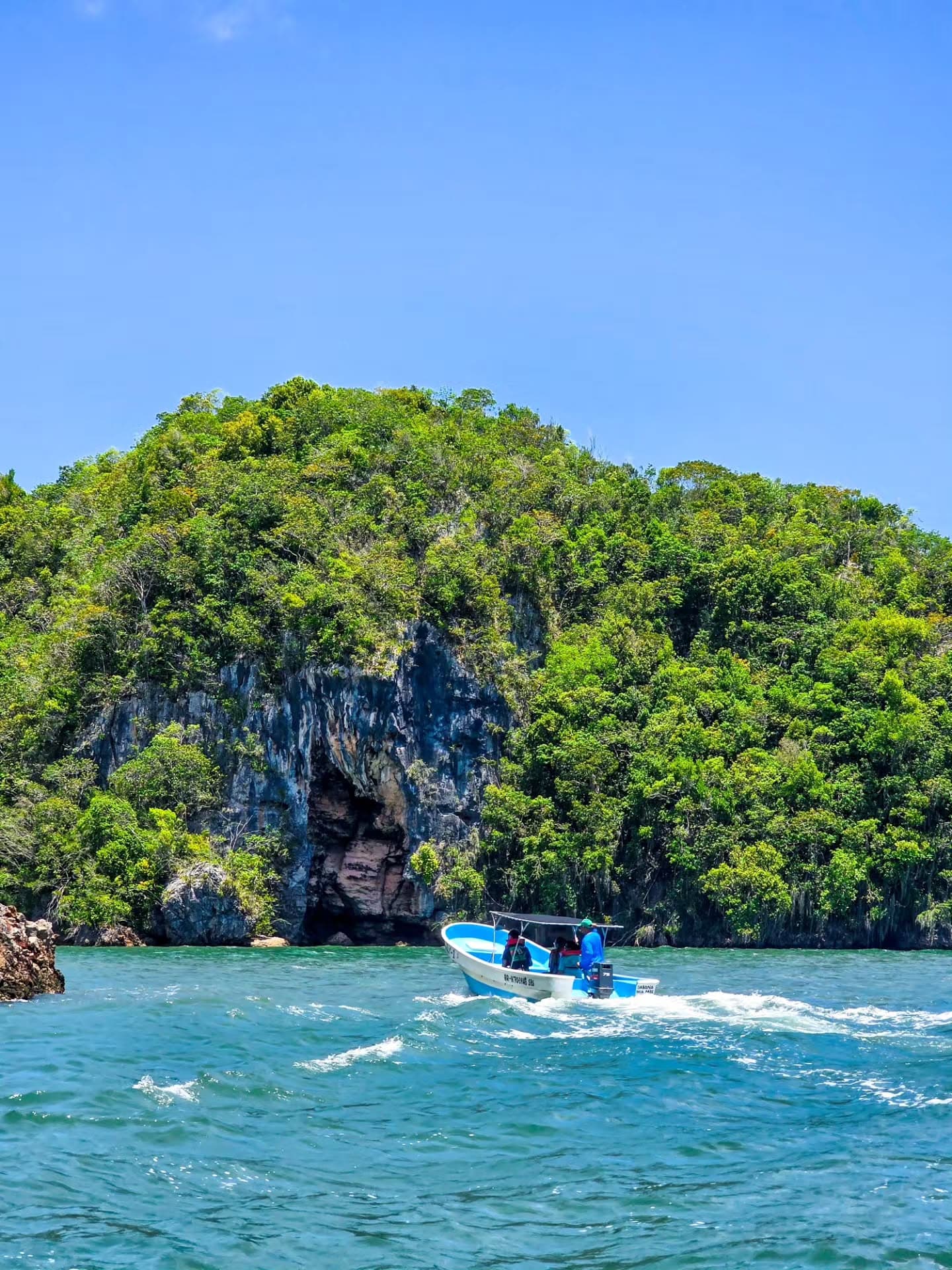 Los Haitises National Park and Cayo Levantado From Punta Cana — Guided tour and outdoor activity